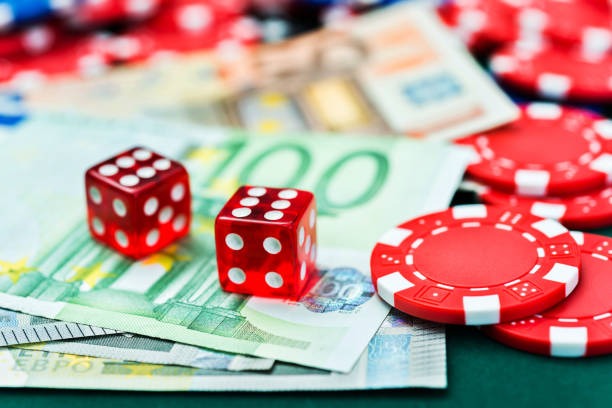 Live Sakong dealer at w77 casino table with multi-camera feed